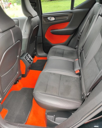 Volvo XC 40 cena 119900 przebieg: 55000, rok produkcji 2019 z Brok małe 379